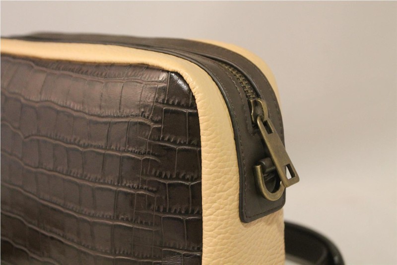 BOLSO MISCELANEA LAURINE MARRON